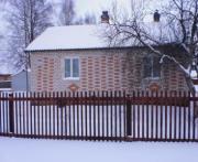 Дом  в Большесельском районе, д. Игрищи 48,6м2 щитовой, обложен кирпичом, с земельным участком 13 соток